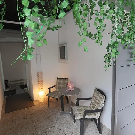 Apartment Derko *